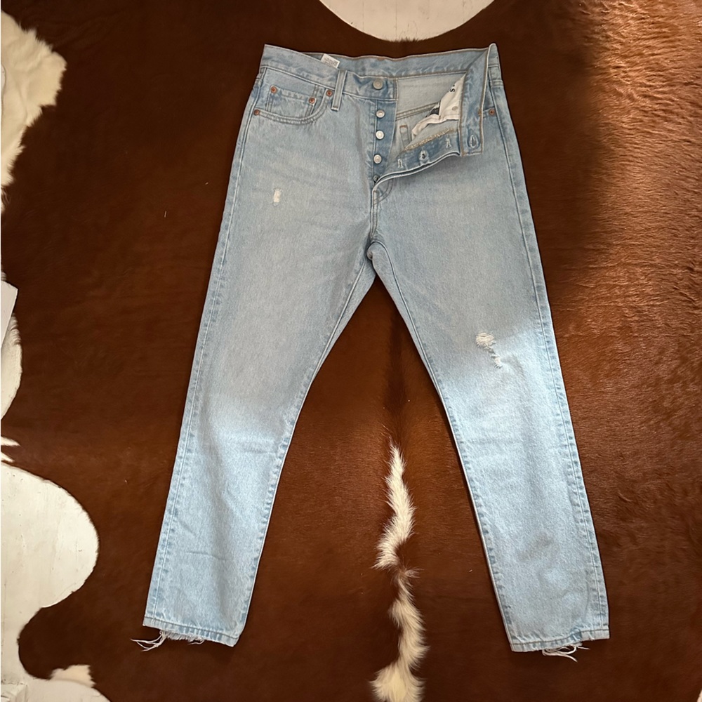 Levi's 501 S Skinny High Rise Distressed Light Wash Womens 29x28 NWT 100% Cotton
